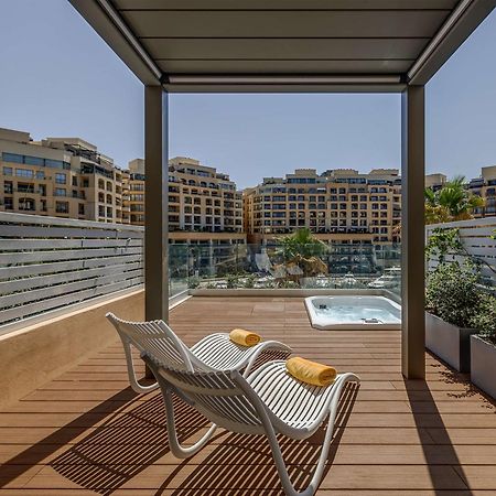 Hilton Malta Hotel Saint Julian's Екстериор снимка